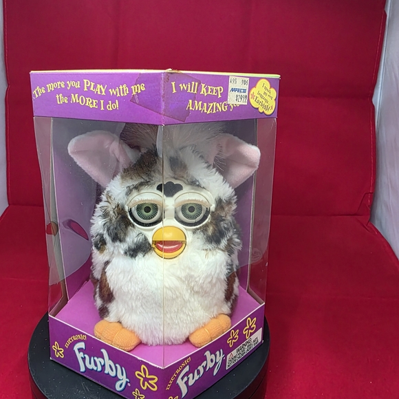 1998 NEW IN BOX 1st Edition Furby - Picture 1 of 4